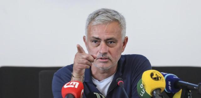 九游体育APP-晋级欧联杯半决赛 穆里尼奥为何要问卡萨诺在吗？