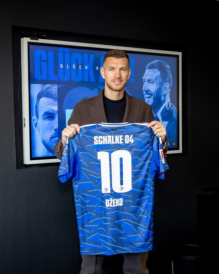 九游体育APP-沙尔克04官宣哲科正式加盟|德乙|沙尔克04俱乐部|俱乐部|官方_新浪体育_新浪新闻